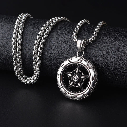 Retro Titanium Steel Sweater Chain For Men And Women With Wheel Design