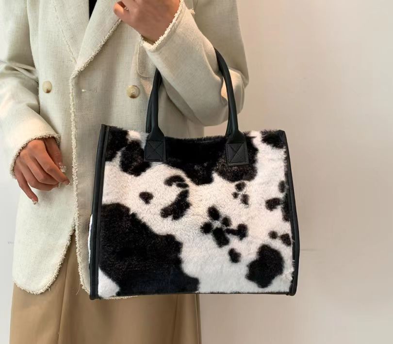 New Trendy Autumn Winter Versatile Plush Shoulder Bag