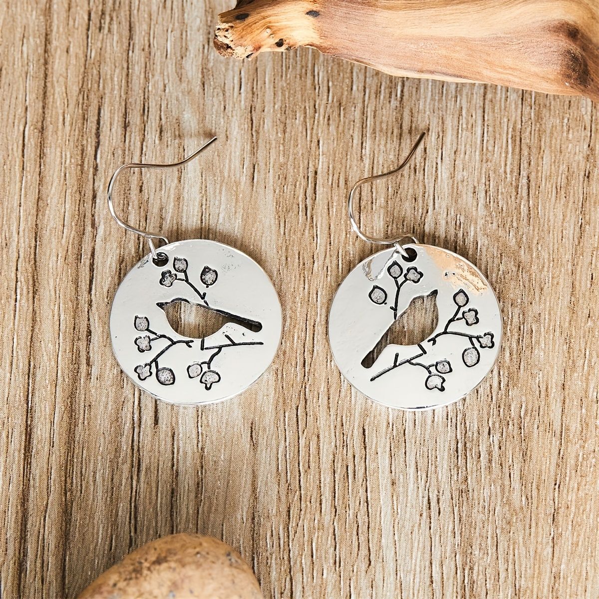 Retro Round Flower And Bird Pendant Earrings For Women