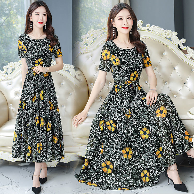 New Stylish Floral Dress That Adds A Youthful Elegant Touch