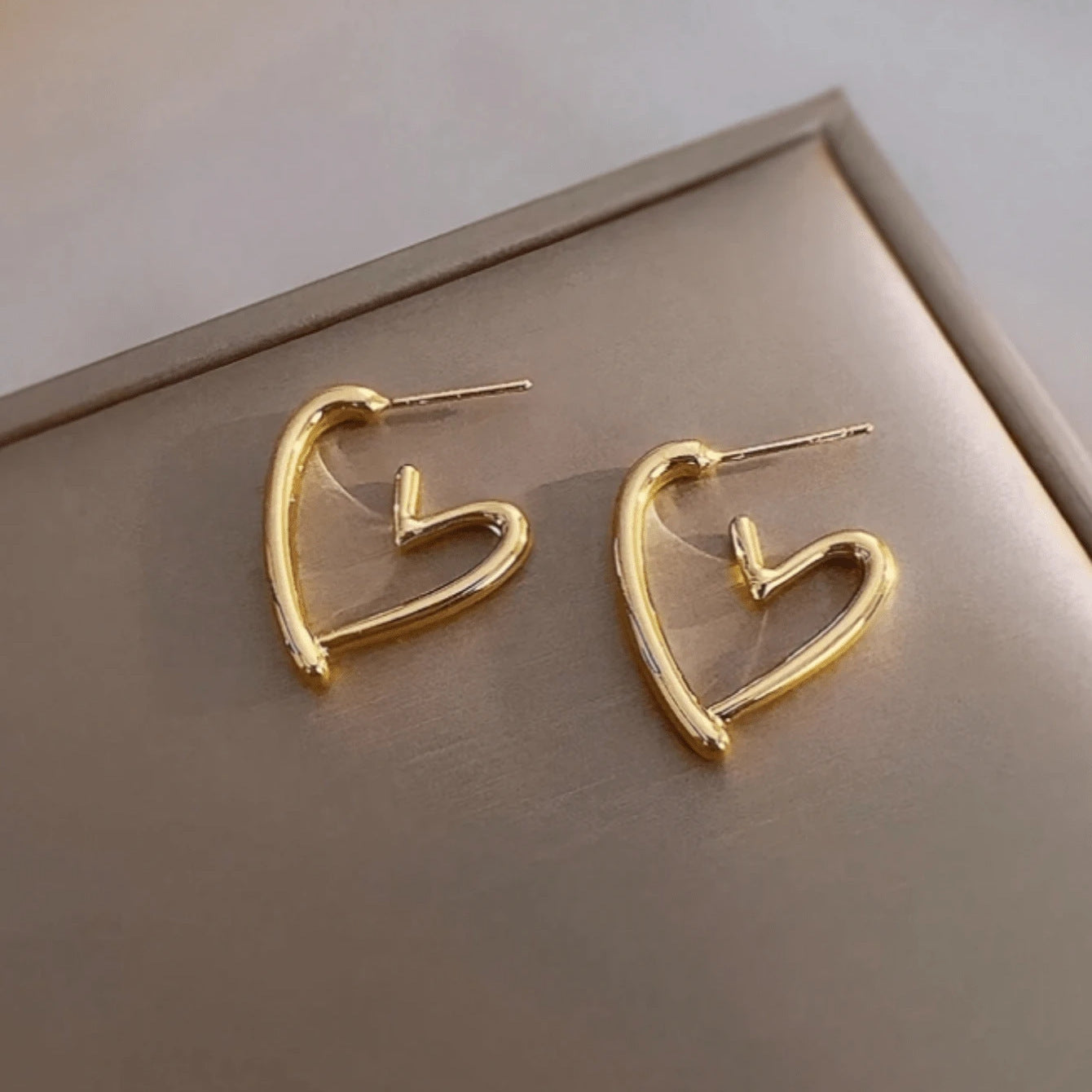 Simple Heart-shaped Earrings For Women