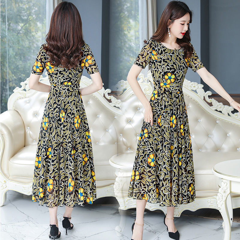 New Stylish Floral Dress That Adds A Youthful Elegant Touch